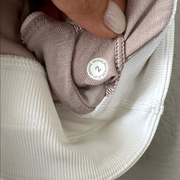 Lululemon Ribbed Energy bra size 2 - Picture 4 of 4